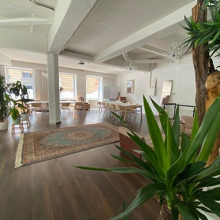 Superschoenes Studio Lunca 220Qm In Stuttgart West Экстерьер фото